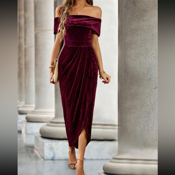 Luxe off shoulder wrap party prom wedding gown velvet dress - Picture 2 of 8